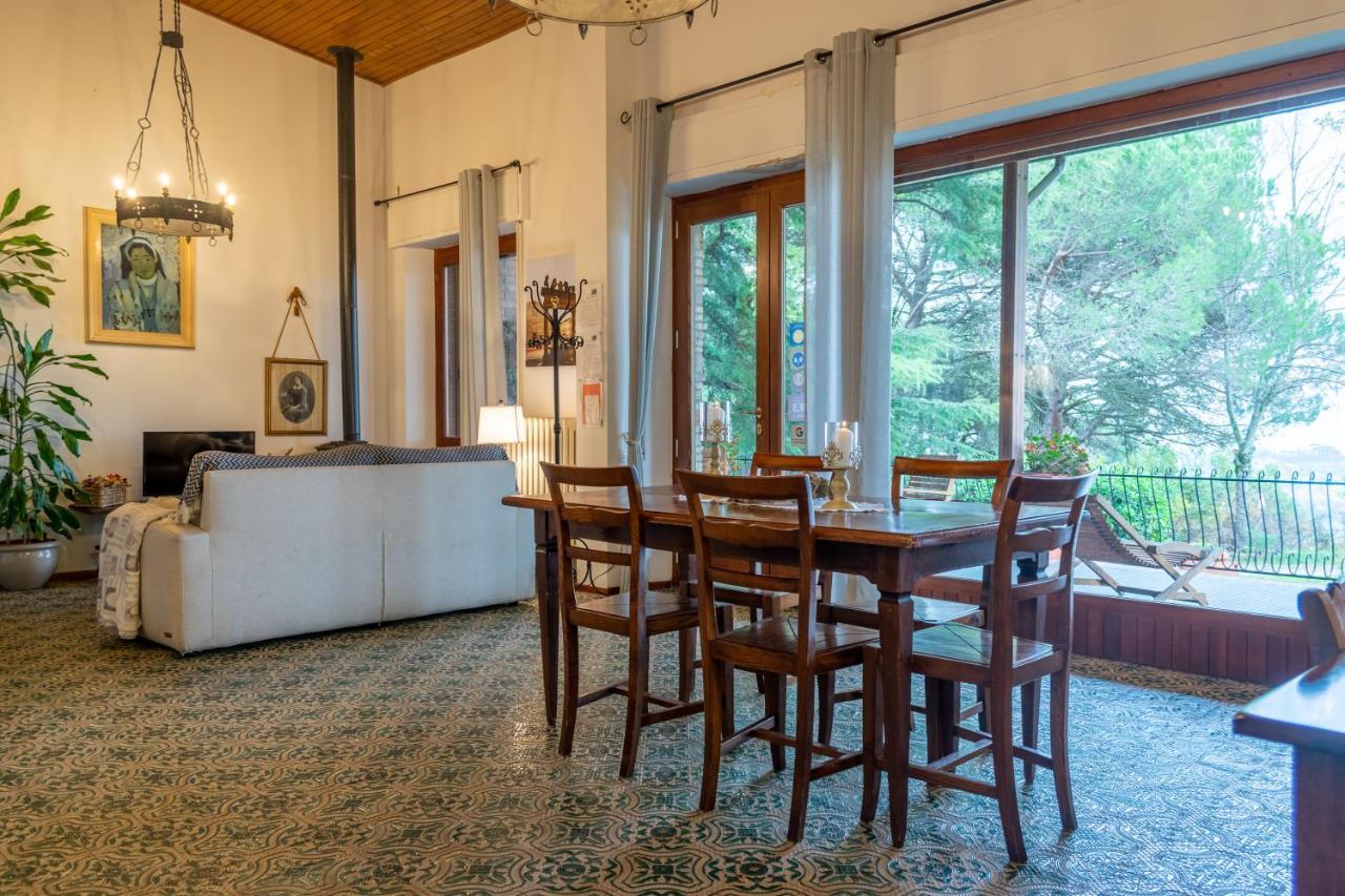 Villa Poliziana San Benedetto Montepulciano Stazione Eksteriør bilde